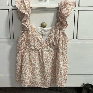 Super cute summer top!!